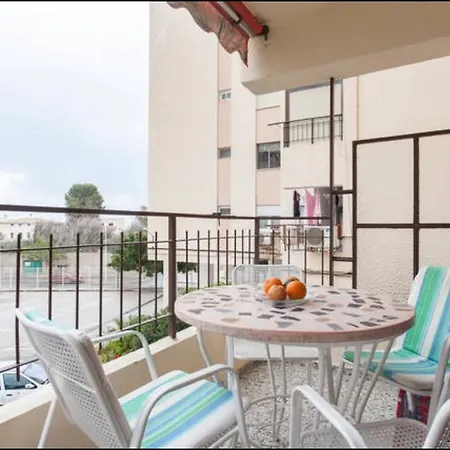 Beach Apartment *